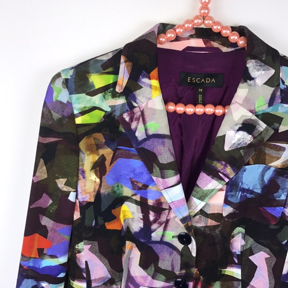 Escada Multicolored Knit Blazer. - Picture 2 of 8